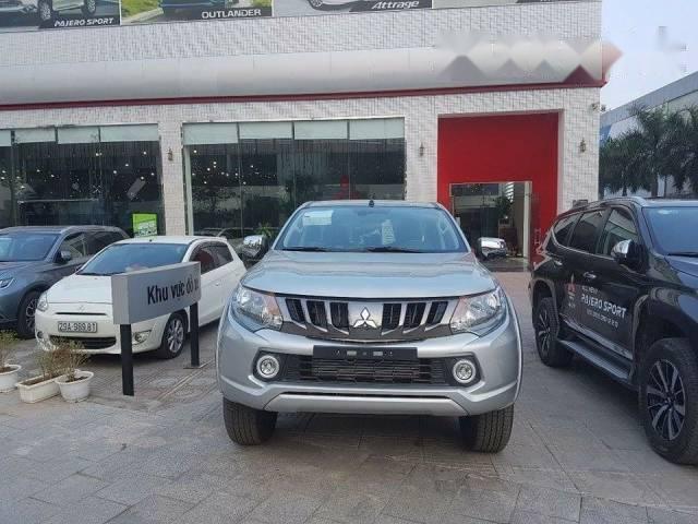 Bán xe Mitsubishi Triton 2017, màu xám, nhập khẩu, giá 575tr