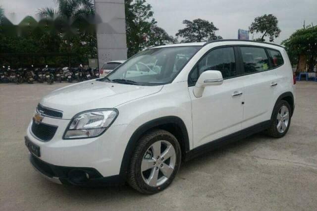 Bán xe Chevrolet Orlando đời 2017, màu trắng, 620tr