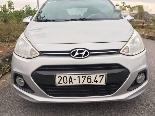 Bán Hyundai Grand i10 1.0AT đời 2016, màu bạc số tự động, 349tr