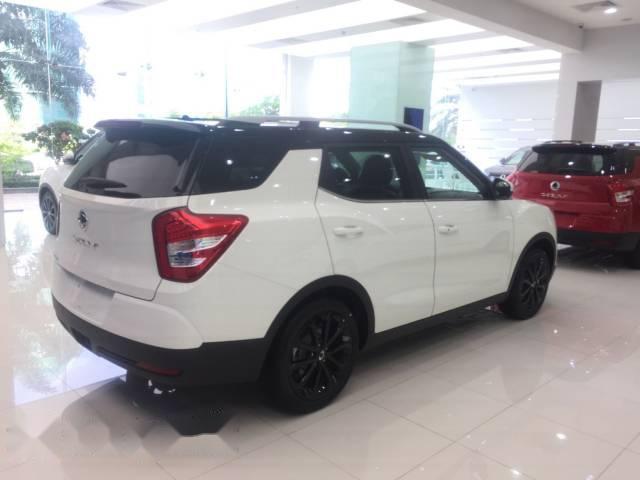 Cần bán xe Ssangyong TiVoLi XLV sản xuất 2016, màu trắng, nhập khẩu giá cạnh tranh