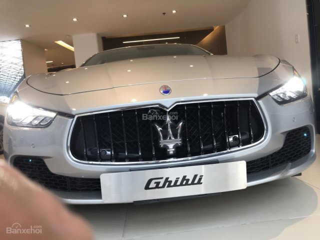 Bán xe Maserati Ghibli đời mới chính hãng, giá tốt nhất, khuyến mãi sốc khi mua xe Maserati0