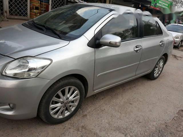 Bán xe Toyota Vios đời 2010, màu bạc, 380 triệu