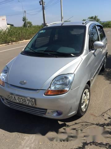 Bán Chevrolet Spark 2009, màu bạc, giá tốt