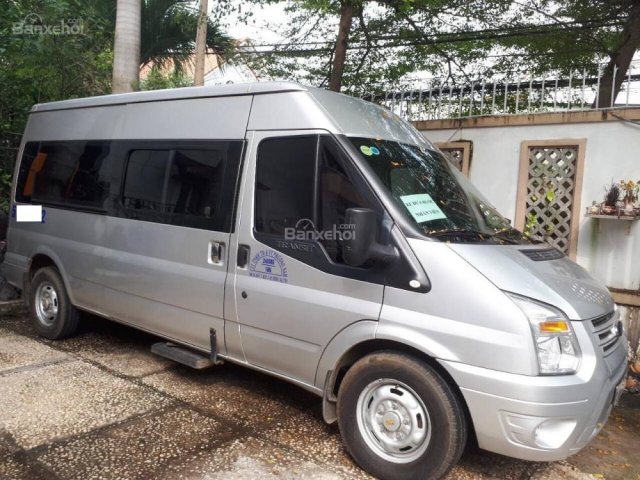 Cần bán xe Ford Transit năm 2014 màu bạc, xe đẹp