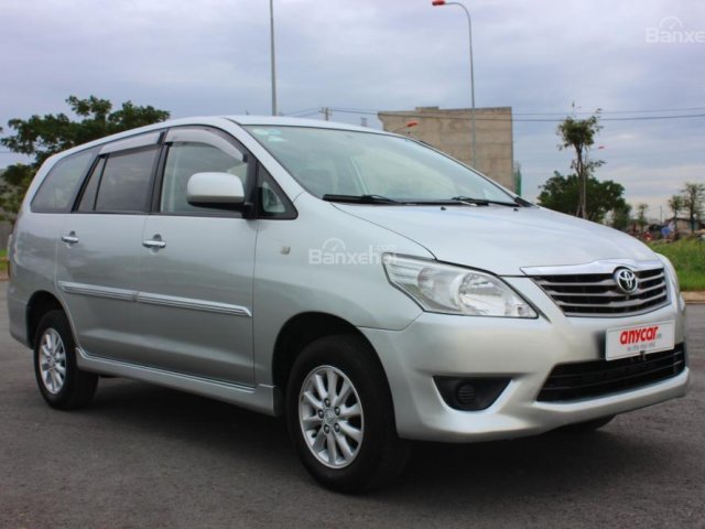 Bán Toyota Innova 2.0MT đời 2013, màu bạc, xe cực chất, bao test hãng