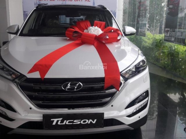 Thanh toán trước chỉ từ 189 triệu đồng, sở hữu ngay Hyundai Tucson bản tiêu chuẩn