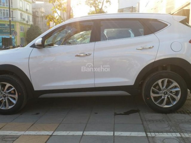 (Hyundai Giải Phóng) Hyundai Tucson 2.0 MPI 2017, giá ưu đãi, nhận xe ngay