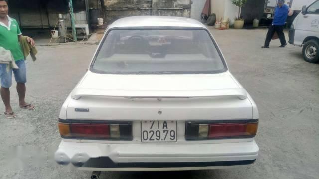 Bán Nissan Bluebird đời 1985, màu trắng, nhập khẩu còn mới 