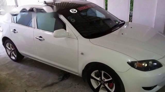 Bán ô tô Mazda 3 sản xuất 2004, màu trắng, giá 255tr