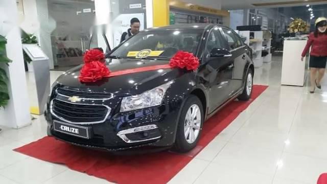 Cần bán Chevrolet Cruze đời 2017, màu đen, giá chỉ 529 triệu