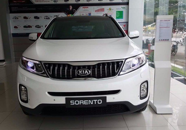 Bán Kia Sorento 2017, màu trắng, xe nhập