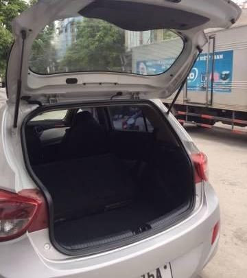 Bán Hyundai Grand i10 2014, màu bạc