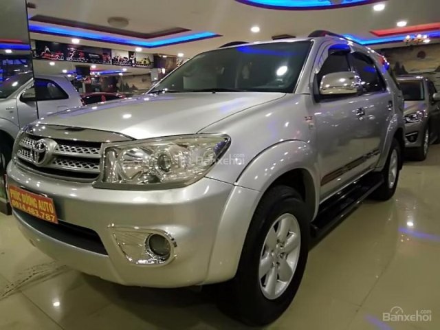 Bán Toyota Fortuner G đời 2011, màu bạc chính chủ, giá chỉ 750 triệu