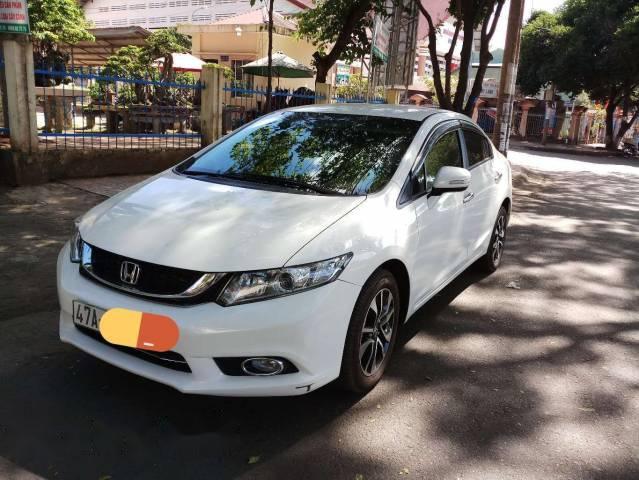 Chính chủ bán Honda Civic năm 2014, màu trắng