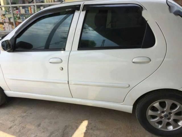 Bán xe Fiat Albea đời 2004, màu trắng, giá tốt