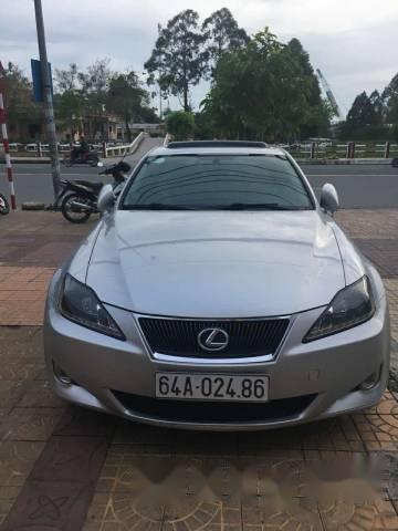 Bán ô tô Lexus IS 250 đời 2005, màu bạc, xe nhập xe gia đình, giá chỉ 630 triệu