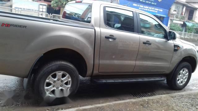 Bán Ford Ranger đời 2016, màu xám 