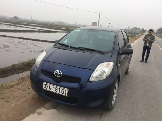 Bán Toyota Yaris sản xuất 2010, màu xanh lam, nhập khẩu 