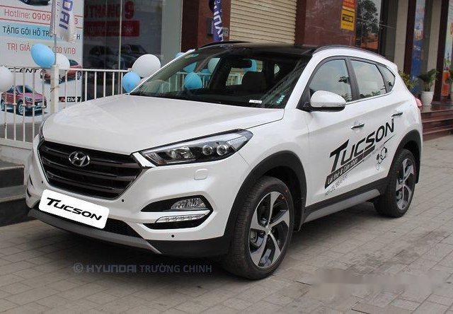 Bán Hyundai Tucson đời 2017, màu trắng 