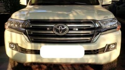 Bán ô tô Toyota Land Cruiser VX sản xuất 2016, màu trắng, nhập khẩu