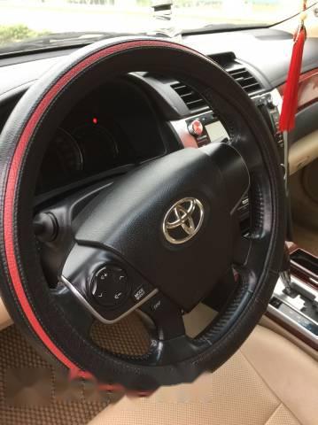 Cần bán xe Toyota Camry năm 2012, màu đen