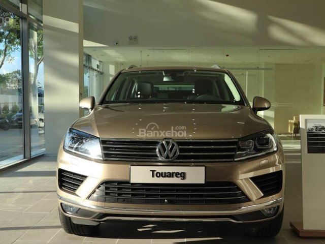 Touareg xe Đức nhập khẩu nguyên chiếc, bao lăn bánh - LH Hotline 0933 689 294