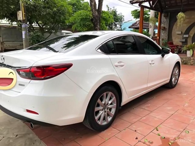 Xe Mazda 6 sản xuất 2014, màu trắng, xe nhập như mới