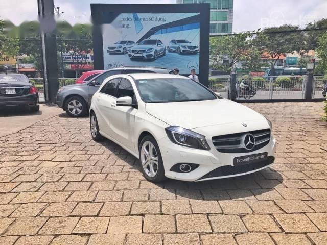 Bán xe Mercedes Benz A200 full options đăng kí 2014. Chỉ 300 triệu nhận xe ngay với gói vay ưu đãi