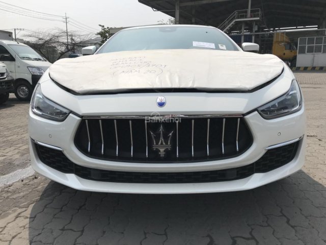 Giá xe Maserati Ghibli Gran Lusso mới, bán Maserati Ghibli Gran Lusso mới giá tốt