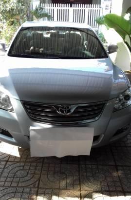 Cần bán gấp Toyota Camry năm 2008, màu bạc giá cạnh tranh