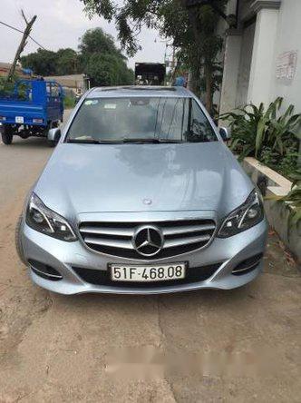 Bán Mercedes E250 năm 2014, xe còn đẹp