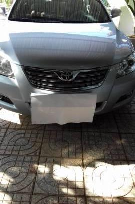 Bán xe Toyota Camry đời 2008, màu bạc, 600 triệu