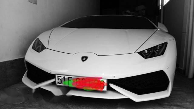 Xe Lamborghini Huracan sản xuất 2016, màu trắng, nhập khẩu