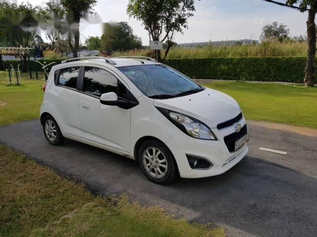 Bán xe Chevrolet Spark LTZ đời 2013, màu trắng