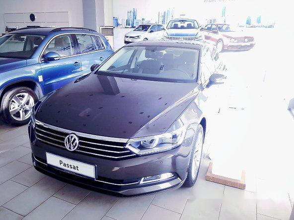 Bán Volkswagen Passat Bluemotion đời 2018, nhập khẩu