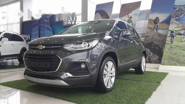 Cần bán xe Chevrolet Trax sản xuất 2018, màu xám, nhập khẩu