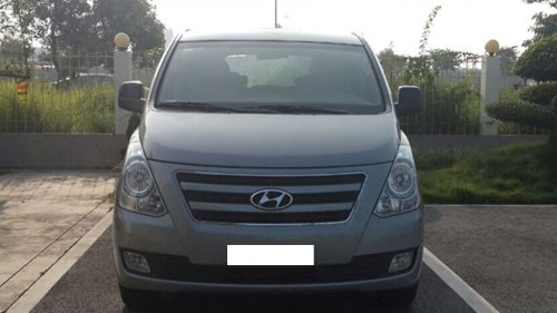 Bán xe Hyundai Grand Starex 2.5 AT đời 2016, màu bạc