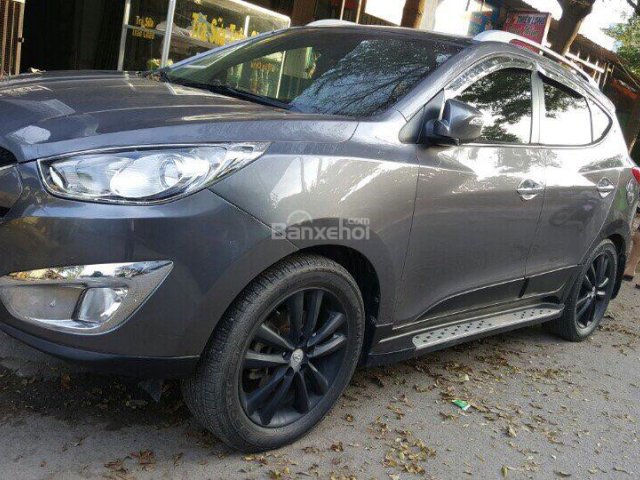 Bán Hyundai Tucson đời 2011, màu xám đen, nhập khẩu nguyên chiếc