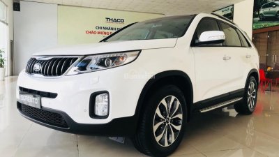 Cần bán xe Kia Sorento GAT đời 2017, màu trắng, giá tốt