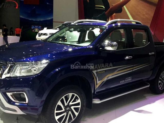 Nissan Navara khuyến mại khủng tháng 1 nhân dịp khai trương showroom Nissan Phạm Văn Đồng