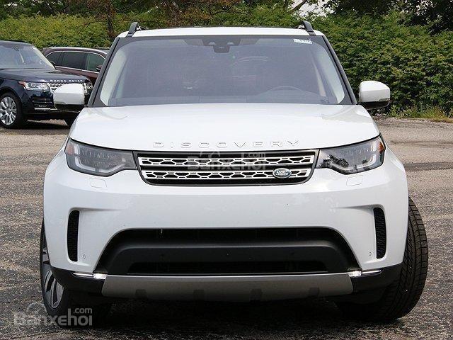 Cần bán xe LandRover Discovery HSE Luxury năm 2017, màu trắng, nhập khẩu nguyên chiếc