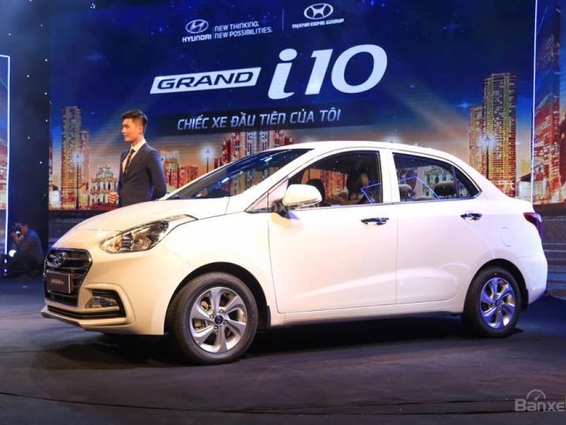 Hyundai Grand i10 Sedan số tự động 2018 - Giảm 30tr- tặng gói phụ kiện - trả trước 130tr - lãi suất ưu đãi