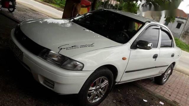 Bán xe Mazda 323 đời 1999, màu trắng 