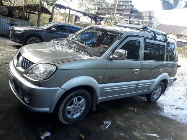 Bán xe Mitsubishi Jolie đời 2005, màu bạc 