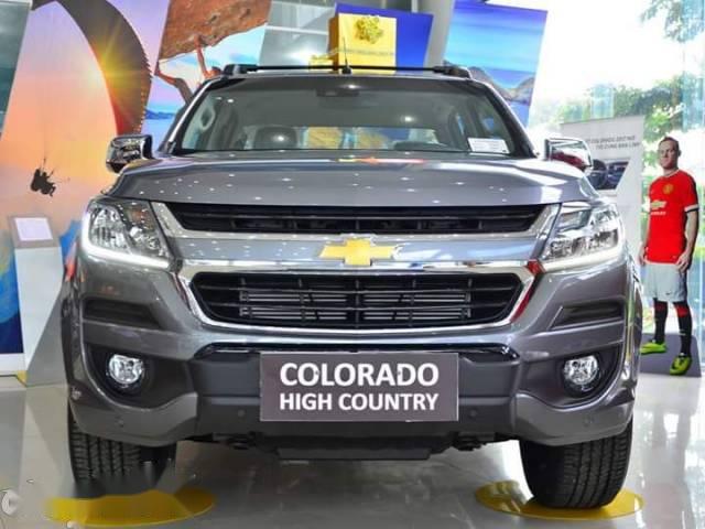 Bán Chevrolet Colorado đời 2018, màu xám