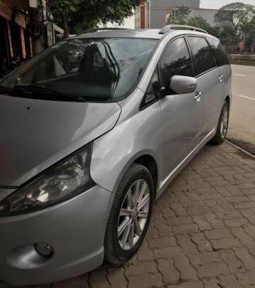 Bán ô tô Mitsubishi Grandis đời 2005, màu bạc