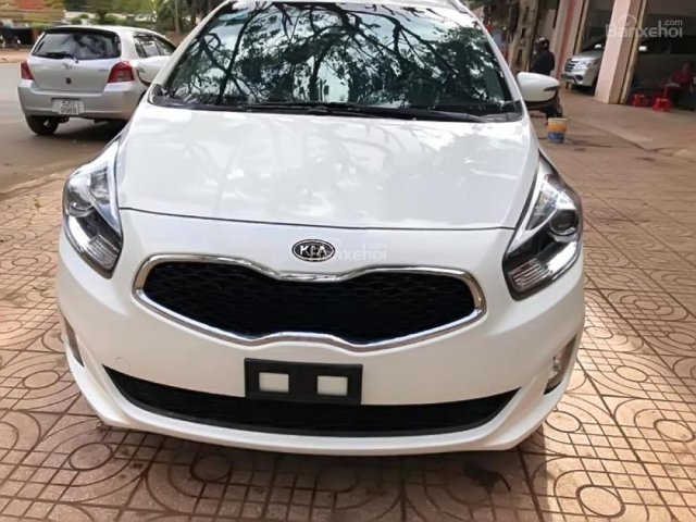 Bán Kia Rondo DMT năm 2015, màu trắng, giá chỉ 615 triệu