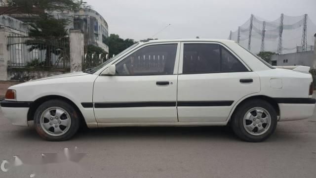 Bán xe Mazda 323 1995, màu trắng, nhập khẩu, 68 triệu