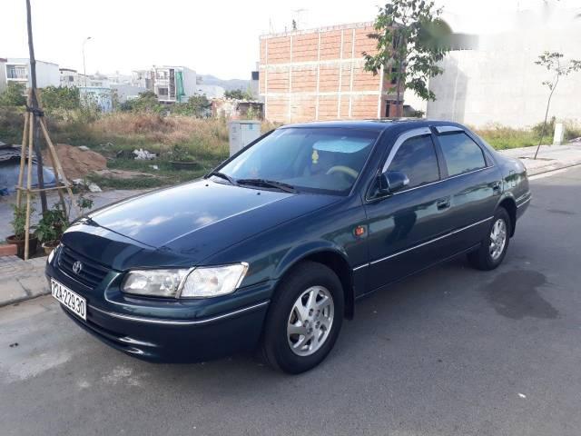 Bán xe Toyota Camry sản xuất 1998, xe nhập xe gia đình, 310tr