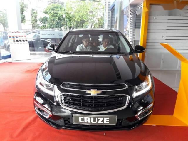 Bán Chevrolet Cruze đời 2018, màu đen